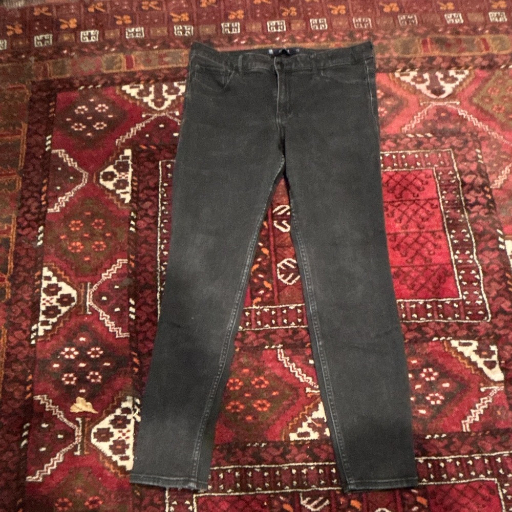 Hollister Epic Flex Men's Black Dark Wash Denim Jeans Low Rise Super Skinny